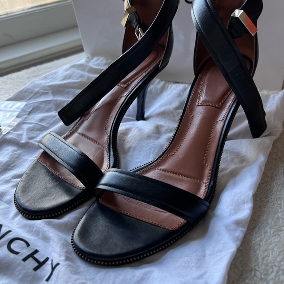 Givenchy heels - Picture 8 of 8